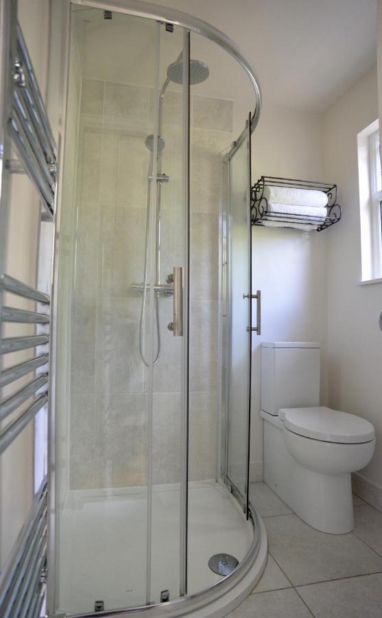 Cute Self-Contained Guest Room With Ensuite And Private Decked Porch In Glastonbury Dış mekan fotoğraf