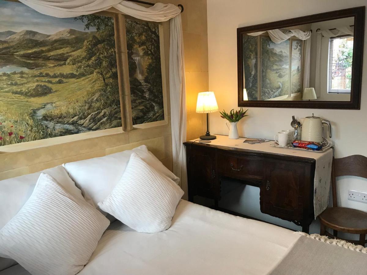 Cute Self-Contained Guest Room With Ensuite And Private Decked Porch In Glastonbury Dış mekan fotoğraf